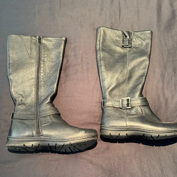 BOC Black Leather snow Women's Boots preowned non smoking home great shape - Picture 4 of 8